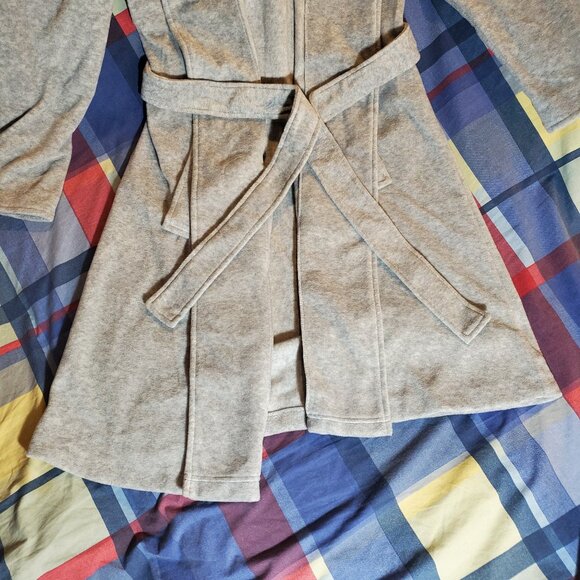 NWT Pluto Women’s Elena Gray Short Robe Sleepwear Winter Size US Medium, EU 40 - Picture 9 of 13